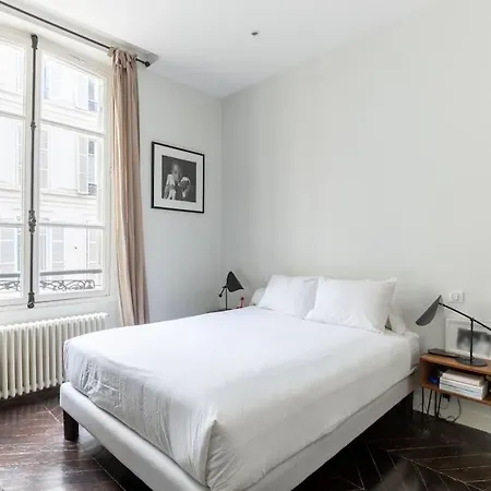 Magnifique Colisee Apartment Paris